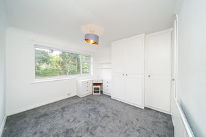 Bedroom- click for photo gallery